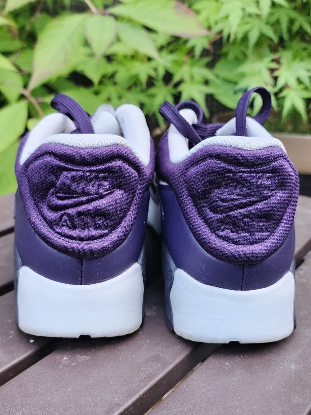 EUC NIKE Air Max
